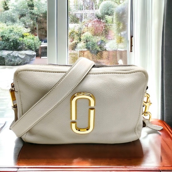 MARC JACOBS Crossbody Bag  Cream Leather - Picture 1 of 10